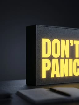 Надпись DON'T PANIC — миниатюра 10